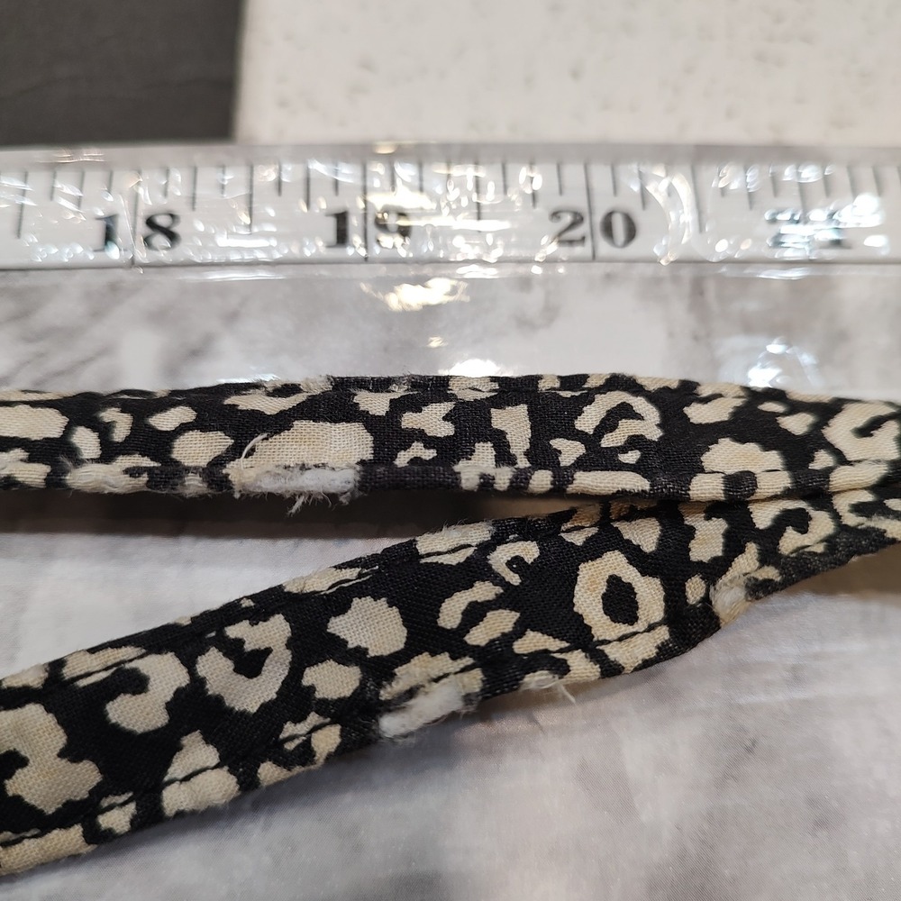 Vera Bradley Black White Animal Print Quilted Crossbody Zip Pockets Adjustable - Picture 11 of 12